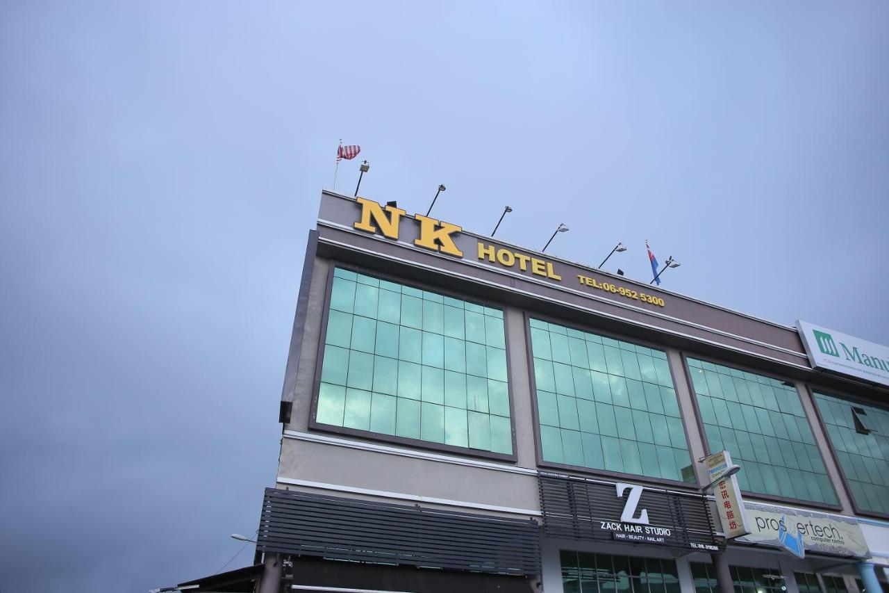 N K Hotel Muar Exteriör bild