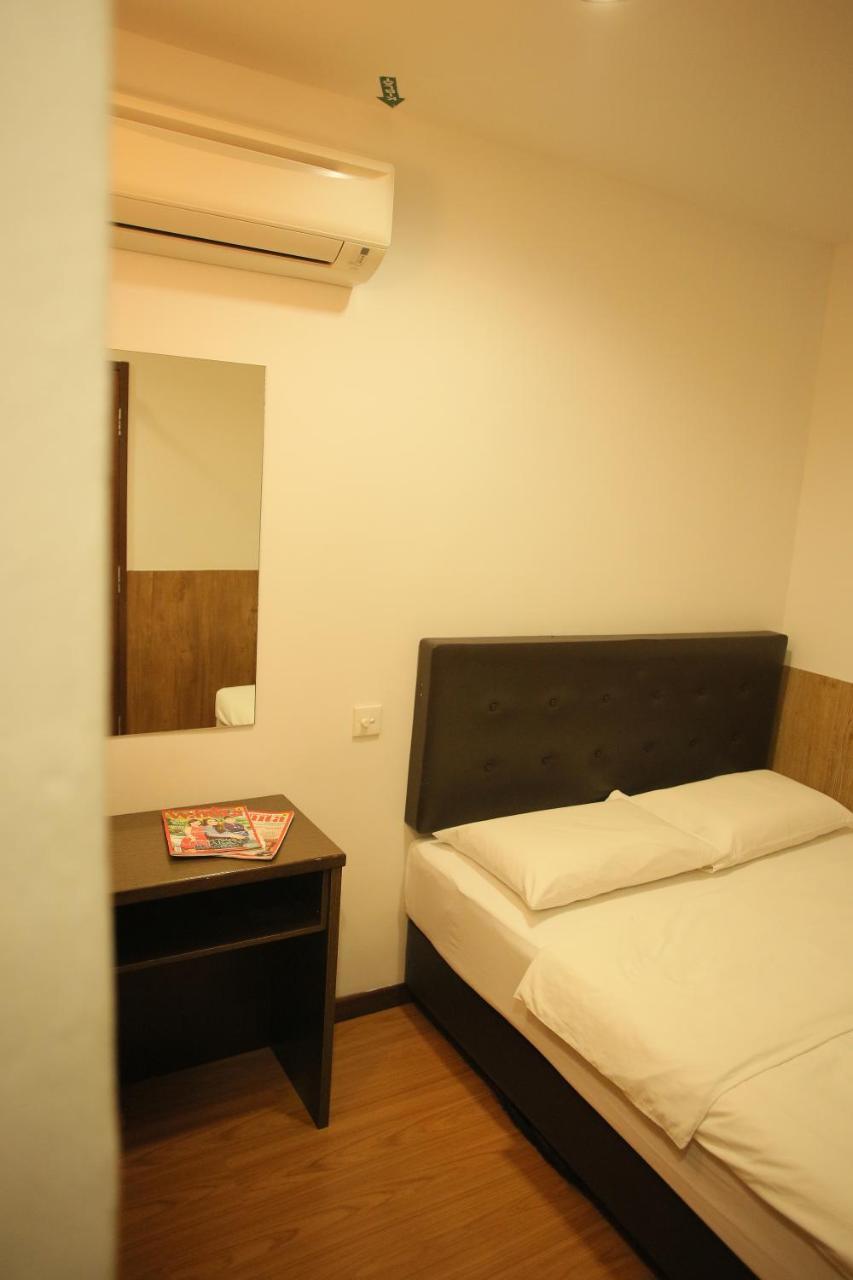 N K Hotel Muar Exteriör bild